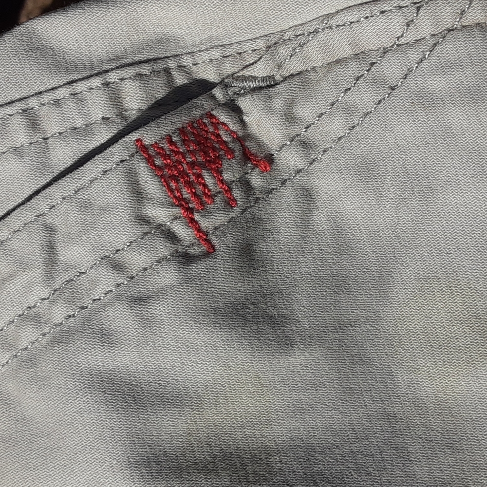 Short's - Picture 2 of 4